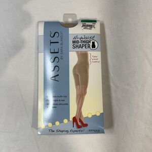 Spanx Assets Womens Hi-Waist Mid-Thigh Shaper Nude Color Size 3 NEW